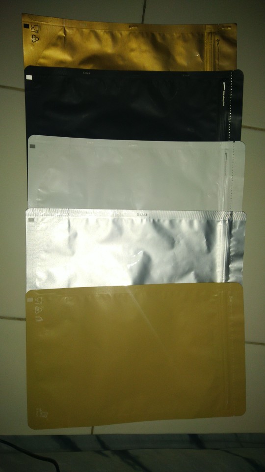Standing Pouch Gold Super Aluminium Foil 1100z 18x29 Kpack