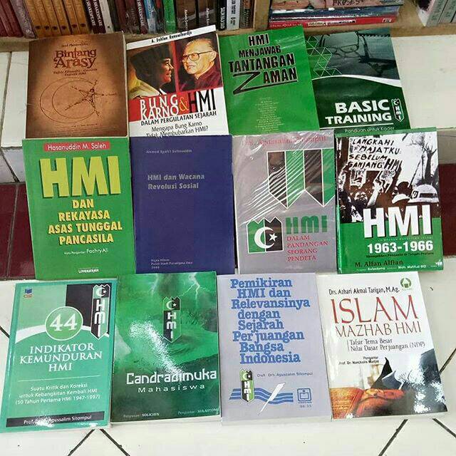 PAKET BUKU HMI (12 BUKU)
