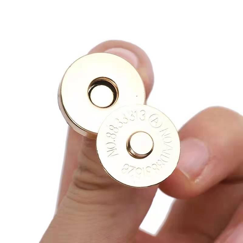Magnet Tas Uk 14mm &amp; 18mm Harga/100-200Pasang Set
