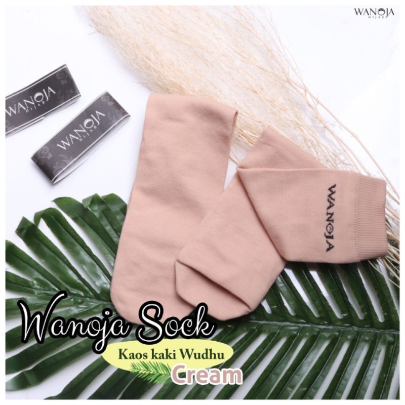 Kaos Kaki Wudhu by WNJ~WanojaHijab