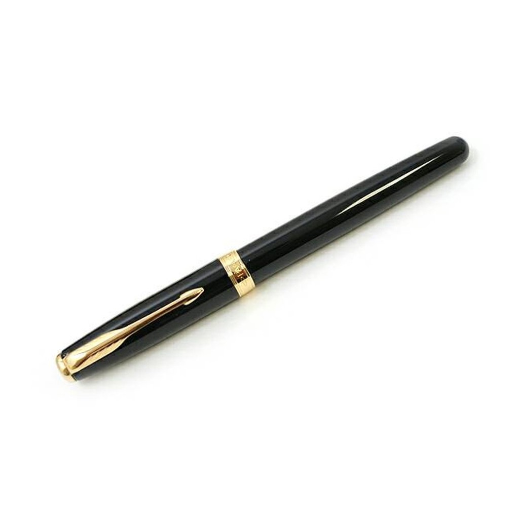 

Parker Sonnet 07 Laq Black GT RB Rollerball Pen