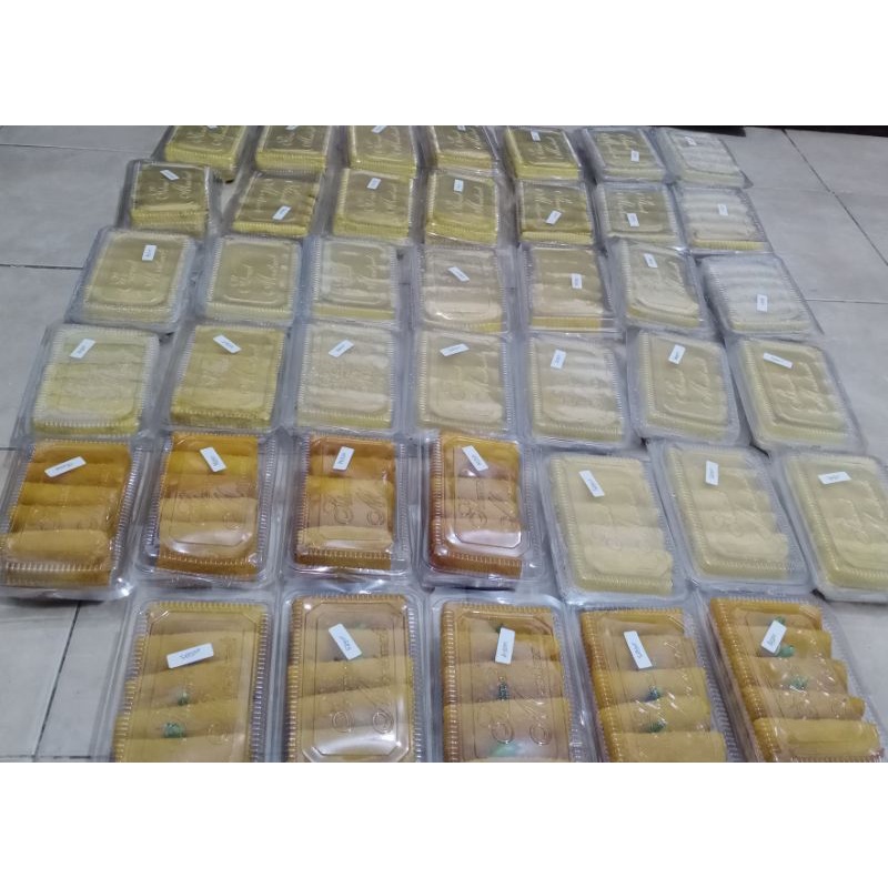 

Termurah....!!!! Risolles frozen isi sayur kentang+wortel isi 6 pcs/pack