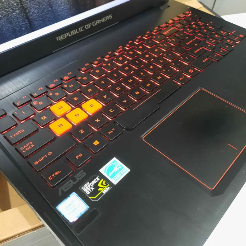 Laptop Gaming ASUS ROG STRIK GL553VW Cor i7 Ram 12GB SSD 256GB + HDD 1TB Nvdia GTX 960M 4GB Fullset dus Ori