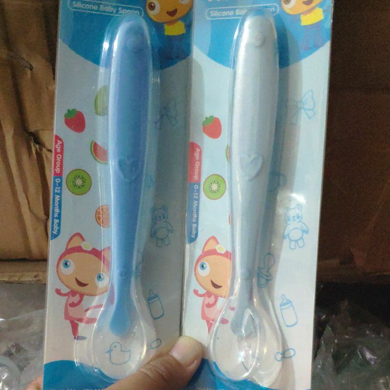 LZ.D39 sendok makan bayi silikon love/ smile. baby spoon