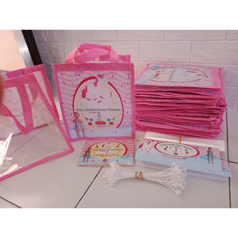 

Tas Souvenir Mika Banner Printing