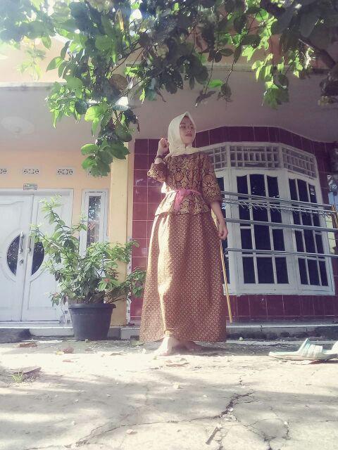 Shopashop Solo Batik Gamis Monita Motif Bunga Ilalang Kombinasi