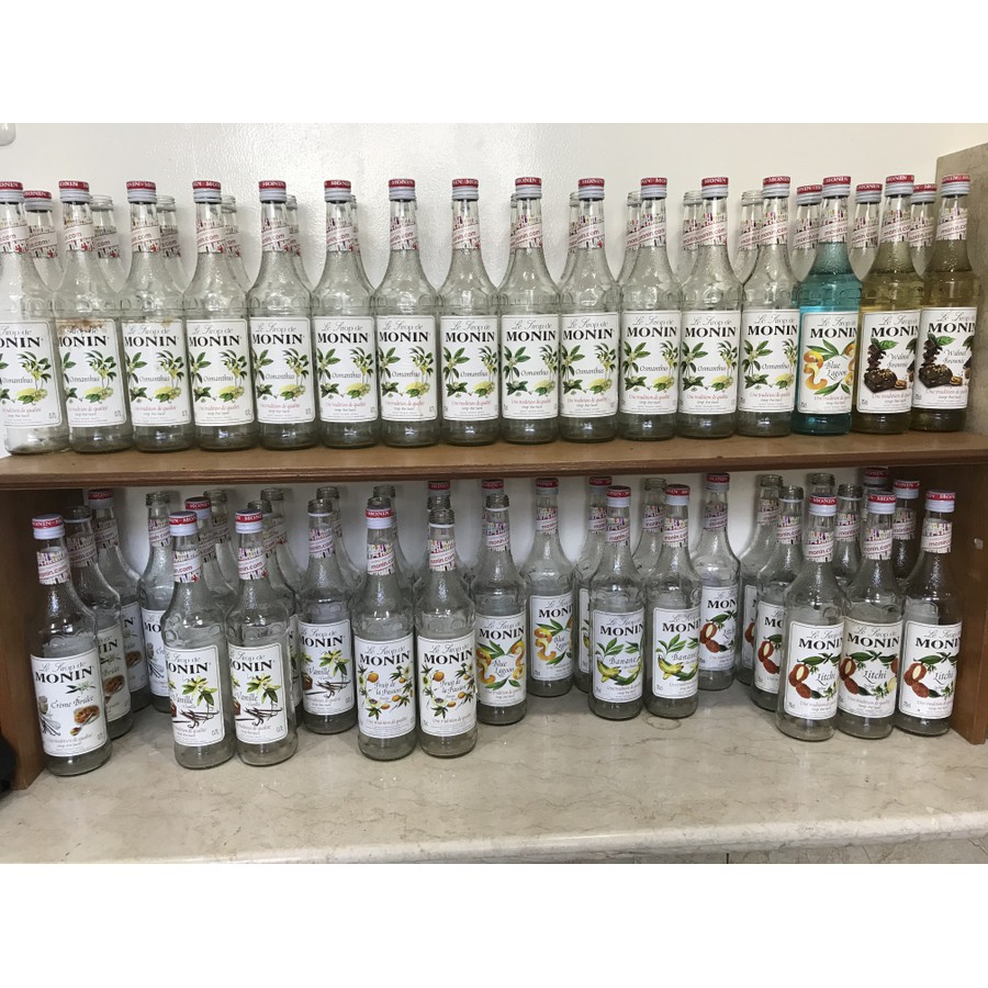 

Botol Kaca Kosong Bekas Sirup Monin Ukuran 700ml Original