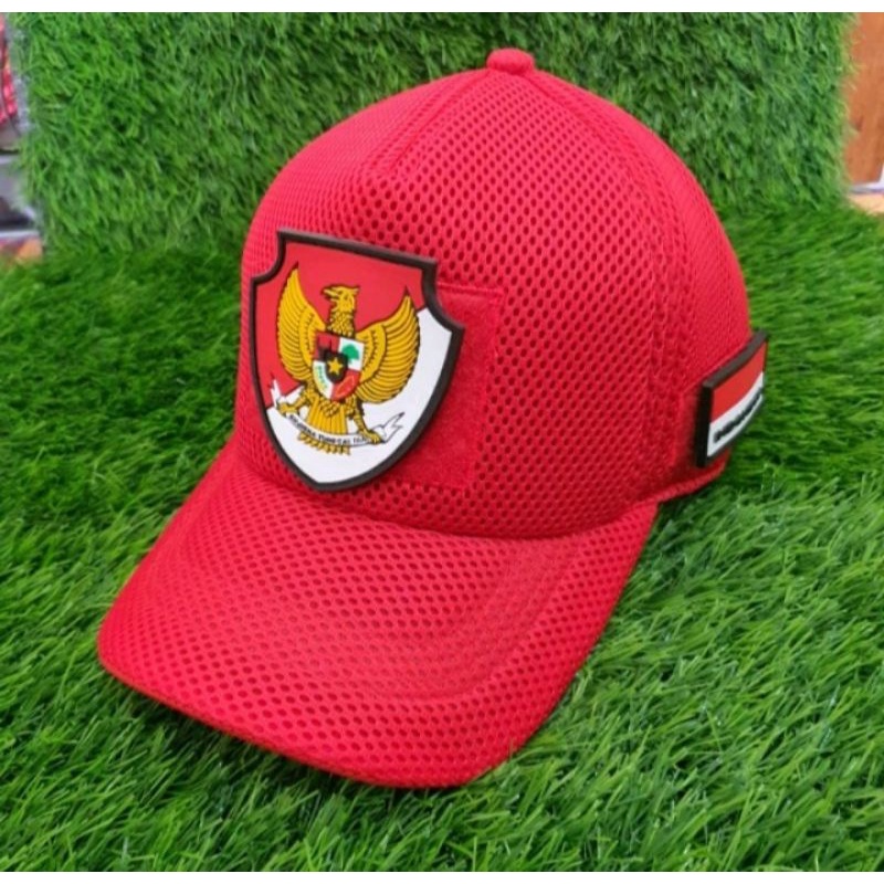 topi jala merah