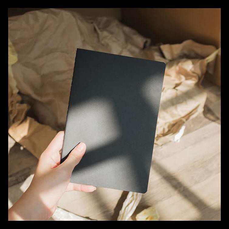 

Buku Tulis Polos Black Paper Plain Notebook A5 Kertas Hitam Langka Berkualitas