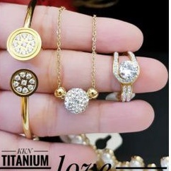 TiTanium set perhiasan wanita WA2