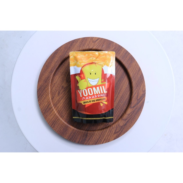 

Yoomilsnack rasa Pedas Level 1