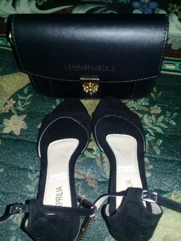 Set Rn 01 & Stella Black