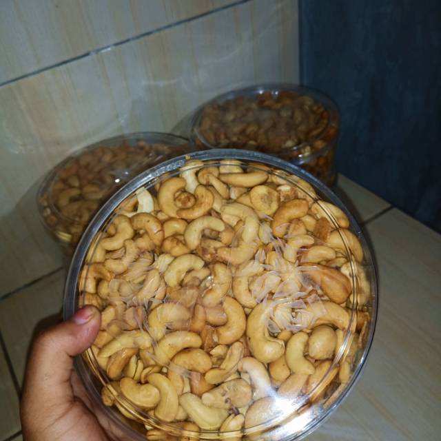 

Kacang mede/kacang mente asli wonogiri homemade kemasan 500 gr