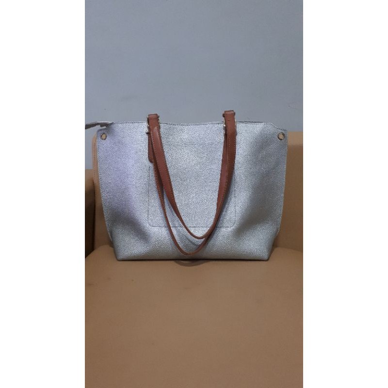 NEGO TAS TOTE KULIT SILVER MULUS