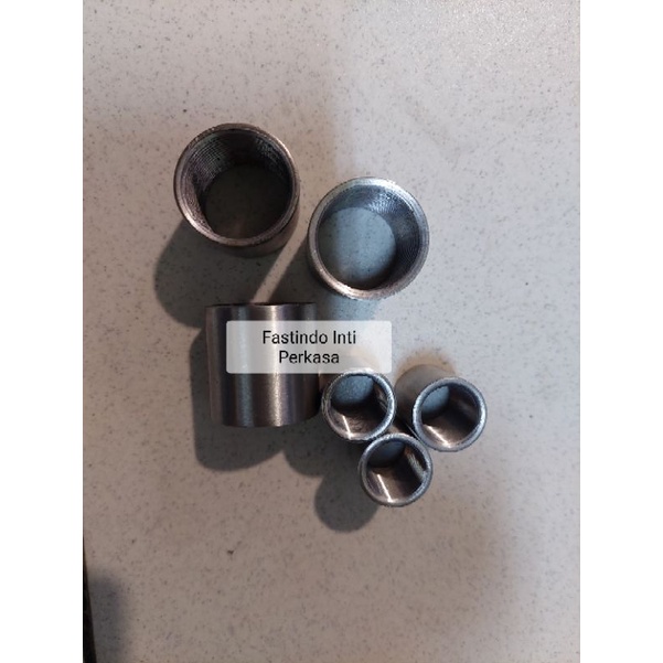 Pipa socket stainless steel 1/8 inch ss 304