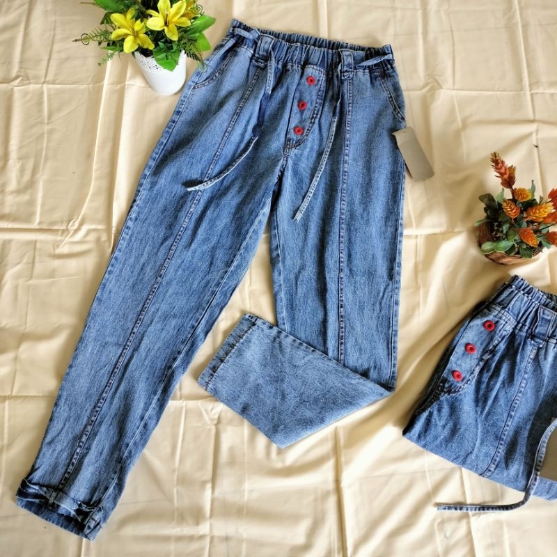 (JUMBO BB 50-100 KG) CELANA BAGGY JEANS SNOW WANITA DEWASA TERLARIS SUPER JUMBO TERBARU COD - oyfriend Jumbo XL fit XXXXL - Jumbo Jeans Denim - MBC COLLECTION_ Daniel Pant Jumbo // Jeans Jumbo // Celana Jumbo