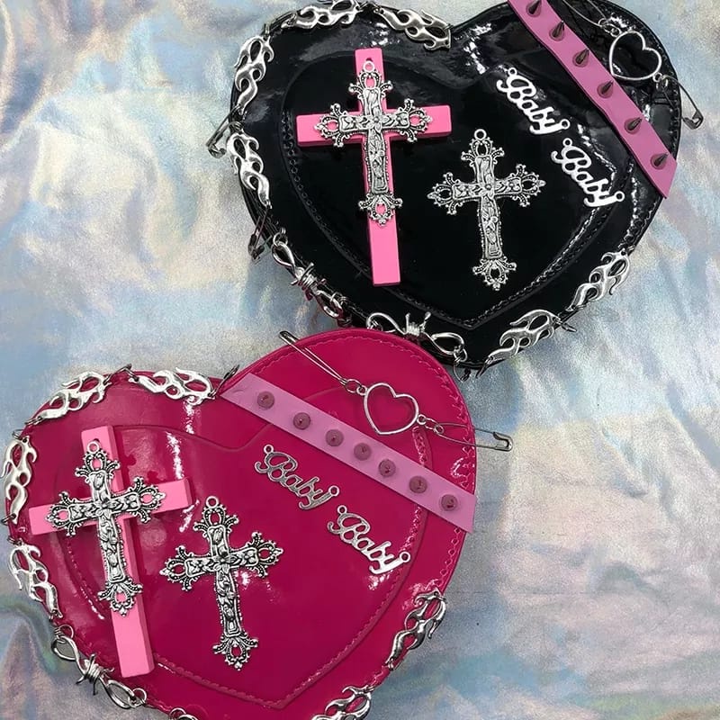 Xiuya Harajuku Y2K Tas Hati untuk Wanita Gothic Punk Rivet Cross Hot Girls Messenger Tas Wanita Jepa