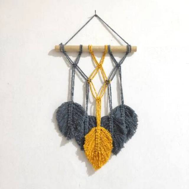 Macrame wall hanging leaf / macrame leaf hanging wall / macrame daun / macrame feather