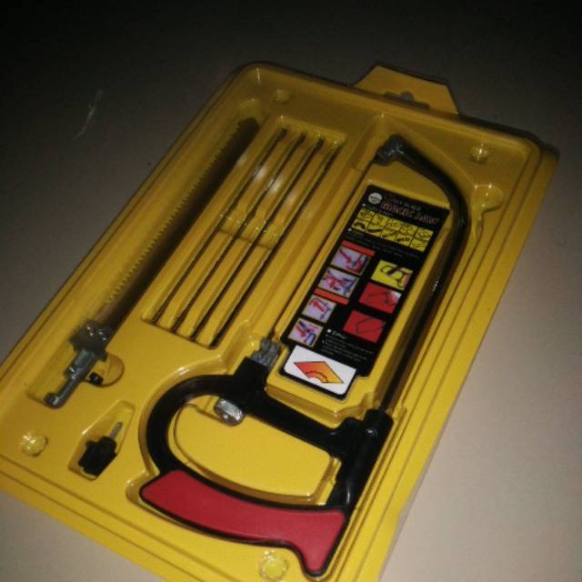 Gergaji serbaguna multifungsi