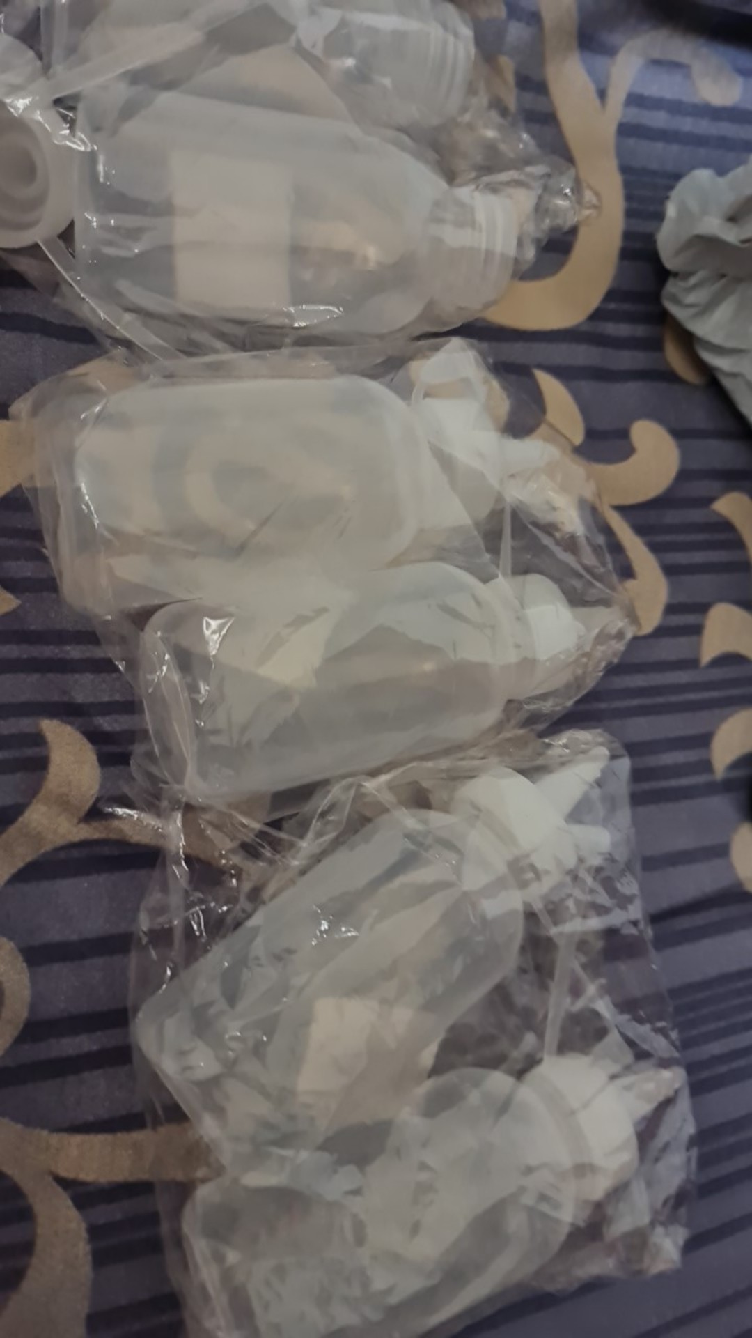 2pcs Botol Dispenser Saus / Kecap / Bumbu Masak Dengan Bahan Plastik Dan Ukuran 100ml