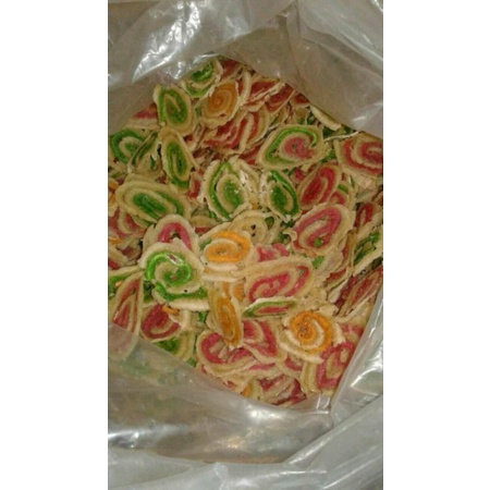 

kripik usdek-usdek mentah 1kg-kripik songkong-kripik usdek-mentah-camilan enak-camilan gurih-camilan-makanan ringan-kripik mentah-