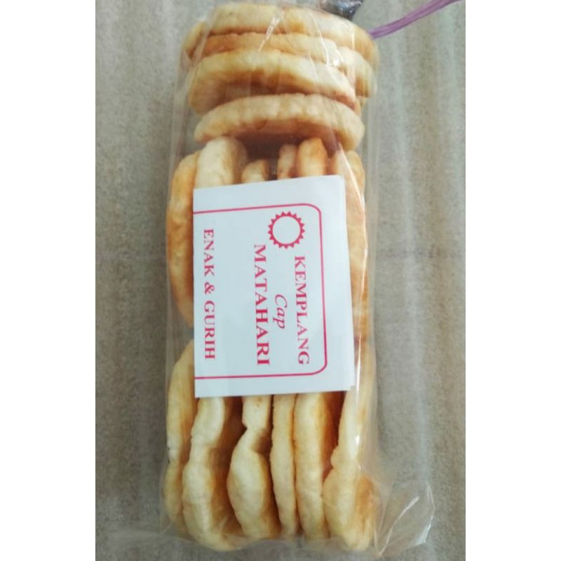 

kemplang panggang cap matahari / kerupuk bangka/ snack bangka/ oleh oleh