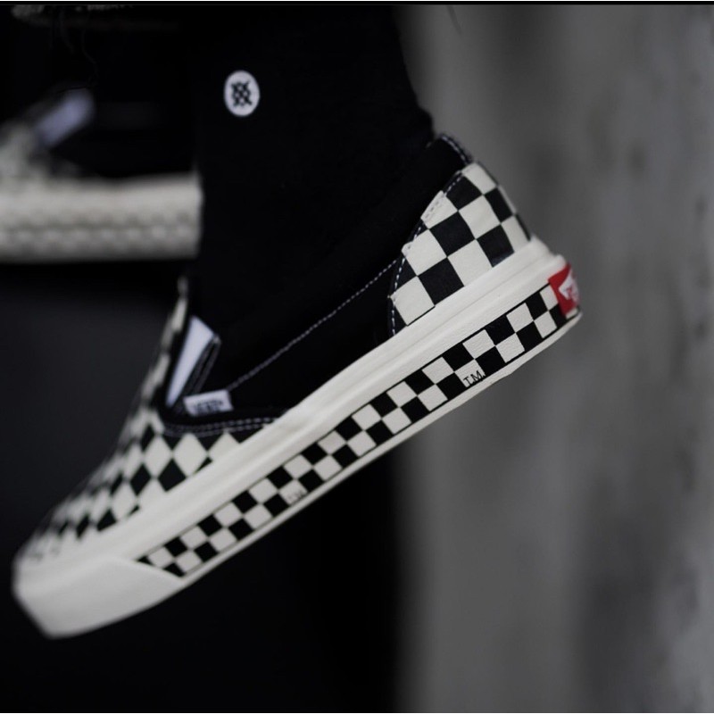 V4ns Slipon Checkerboard Nextor