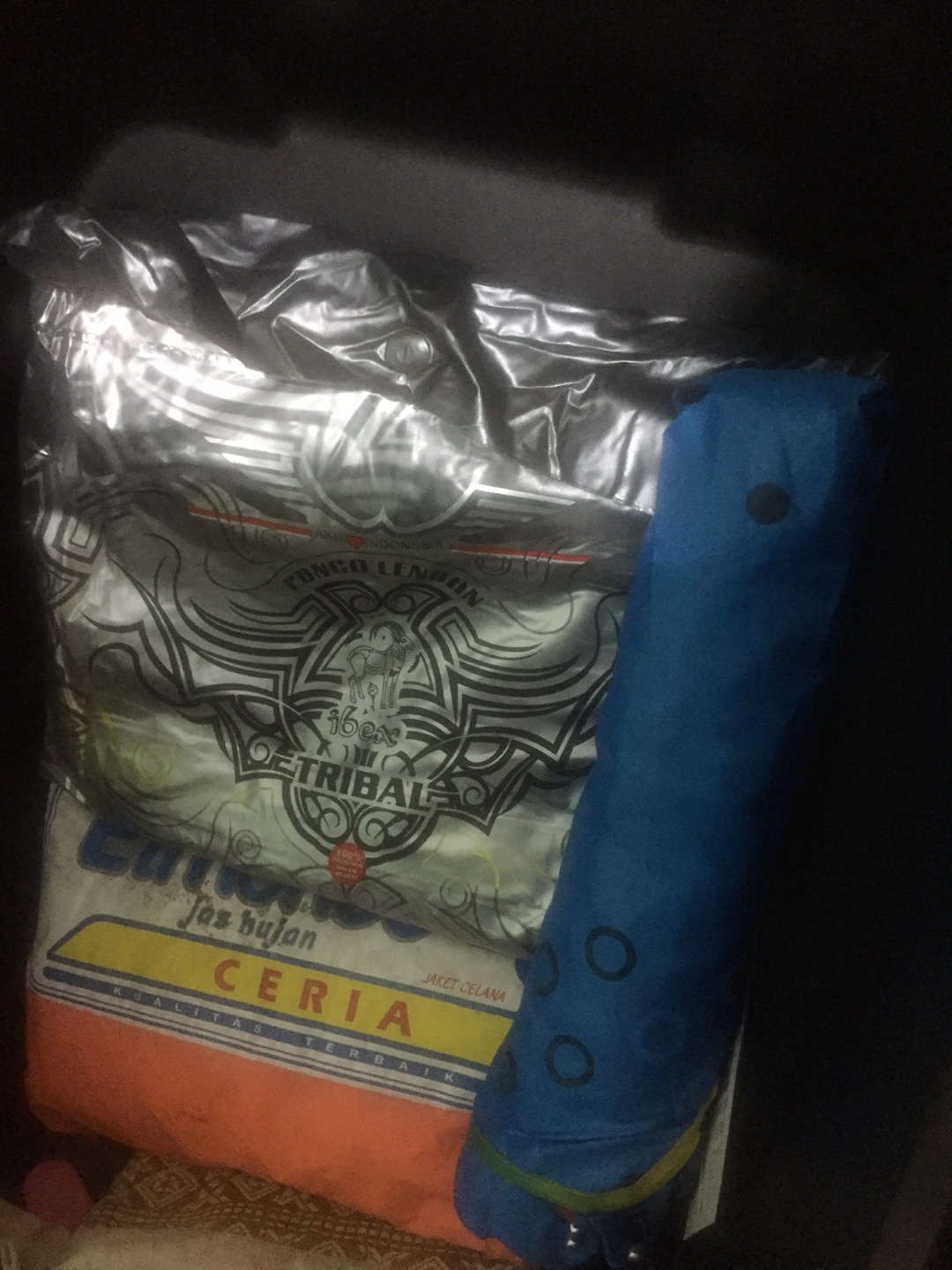 Payung Lipat 4 Karakter Motif Polkadot Ring Anti Uv Merk Osaka - 4008