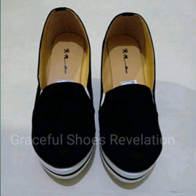 SEPATU WANITA - WEDGES SLOP - HITAM