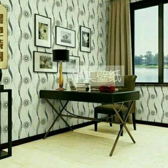 Wallpaper Dinding Motif Cakra Hitam Emas Ukuran Panjang 10Meter x Lebar 45Cm