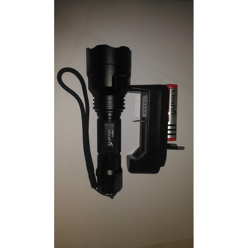 Senter LED 3800 Lumens - BESI - Termasuk batere 18650 &amp; charger