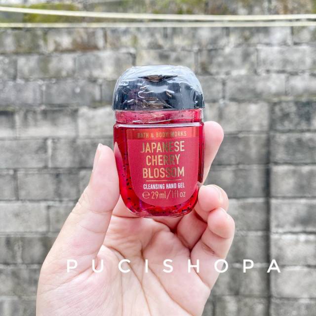

Bbw hand gel 29ml (WAJIB TULIS ALTERNATIF jika hbs, apabila produk alternatif hbs maka dkirm random)