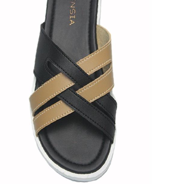 Klensia Sendal Wanita Hak Rata Treples Flat Sandal 671-036