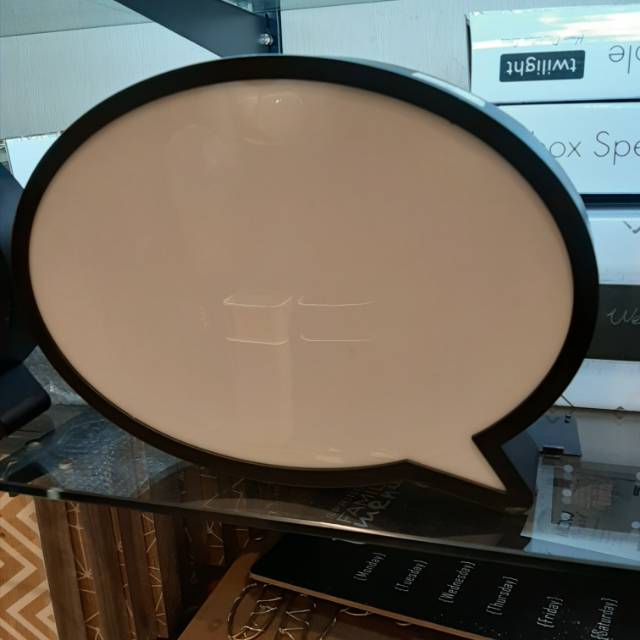 Hiasan dinding informa