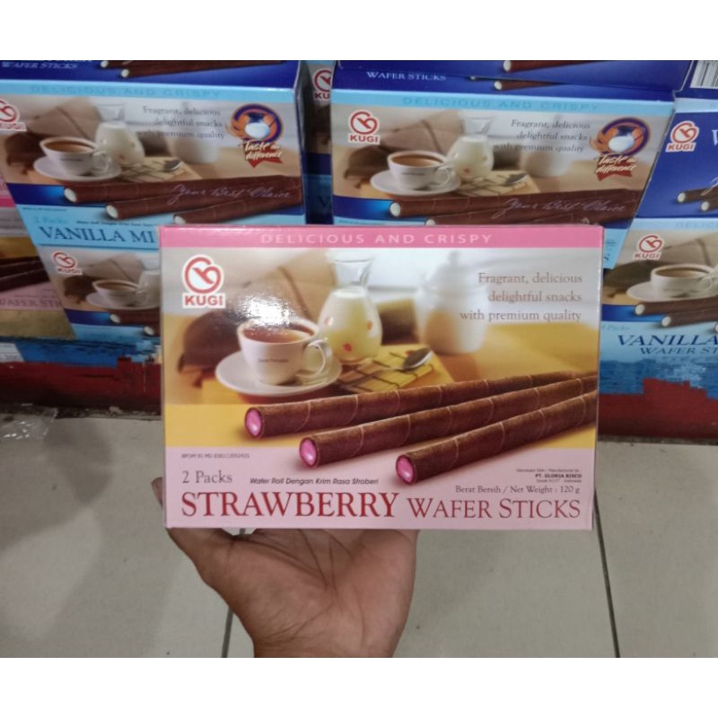 

Yummer l Snack camilan Kugi Strawberry Wafer Stick Box (2 pack)