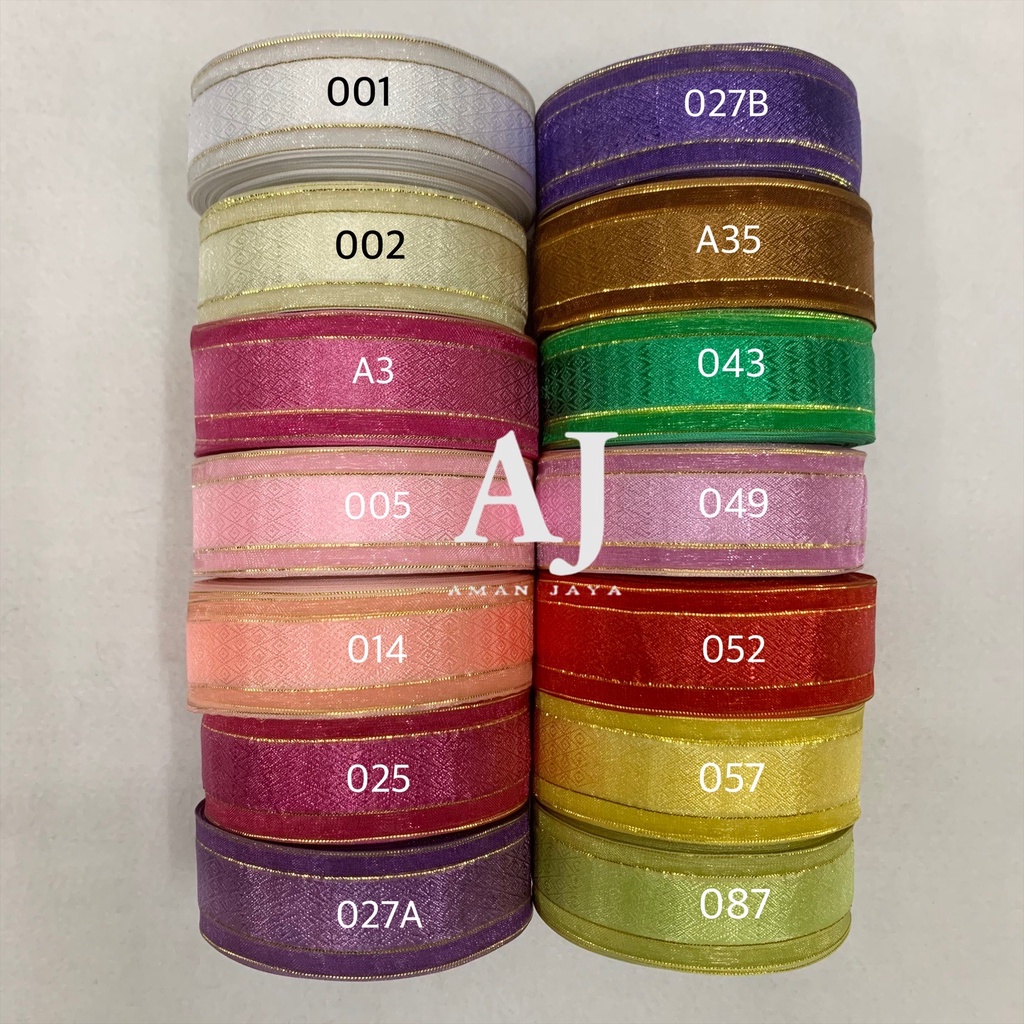 

Pita Organdi List Emas Motif Fancy 1 Inch / Pita Kado Natal Lebaran Idul Fitri 2,5 cm (1783) 20 YARD