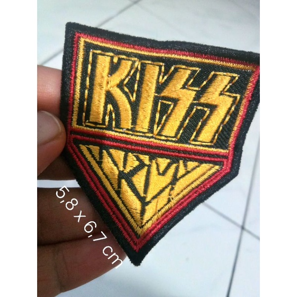 patch bordir kiss band aksesoris fashion