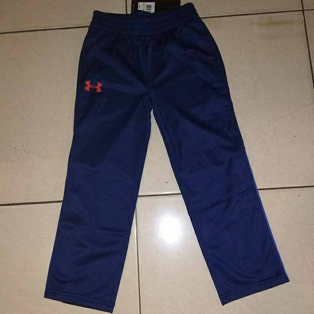 CELANA TRAINING ANAK UNDER ARMOR