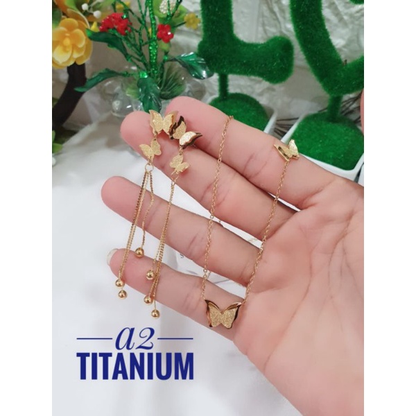 set perhiasan anting kupu titanium