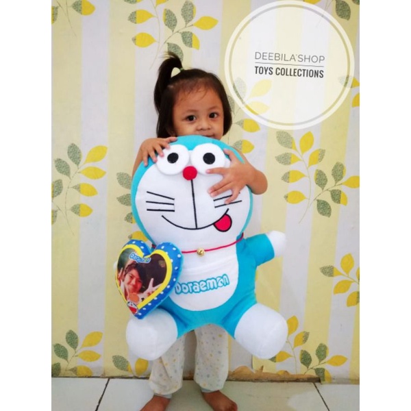 DEEBILASHOP - (BISA PAKAI FOTO) BONEKA DORAEMON XL / BONEKA  DORAEMON SEDANG / BONEKA DORAEMON FOTO