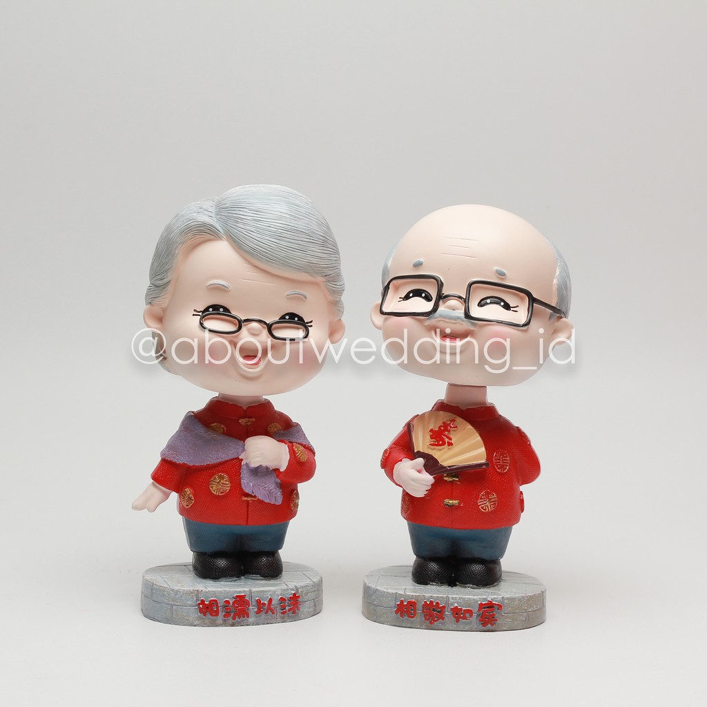 Patung kakek nenek chinese grandparents love wedding Miniatur