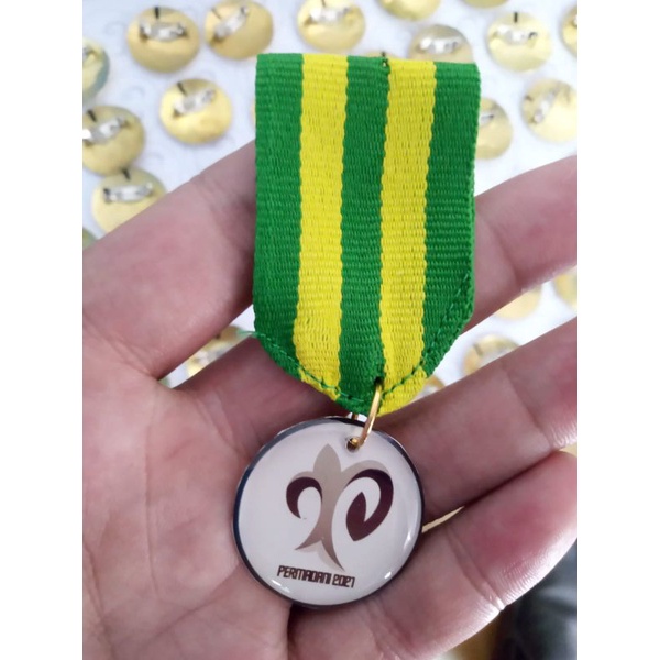tiska / tiska pramuka/ medali/pin medali/ tisca / pramuka / kitri