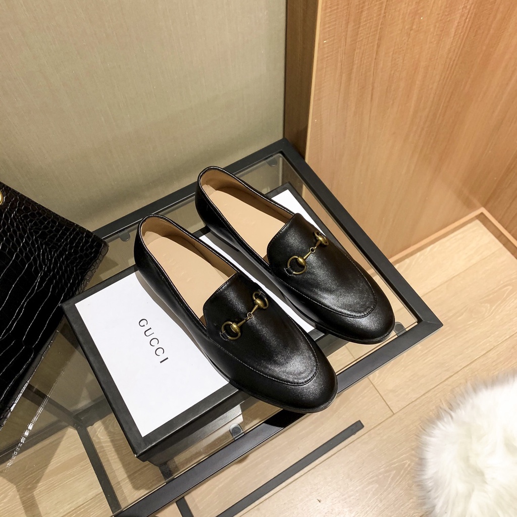 Original 2022 New (with box) Gucci classic loafers women shoes round toe flats trend (with box)