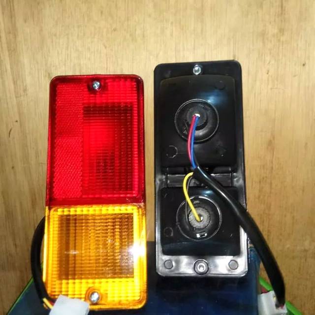Stoplamp lampu belakang grandmax gran max pickup