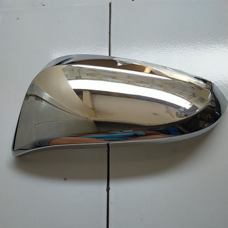 Cover spion Innova rebon crome kiri