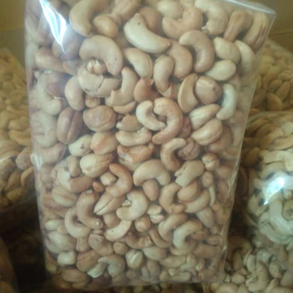 

Kacang Mete/Mede Matang Kualitas Super