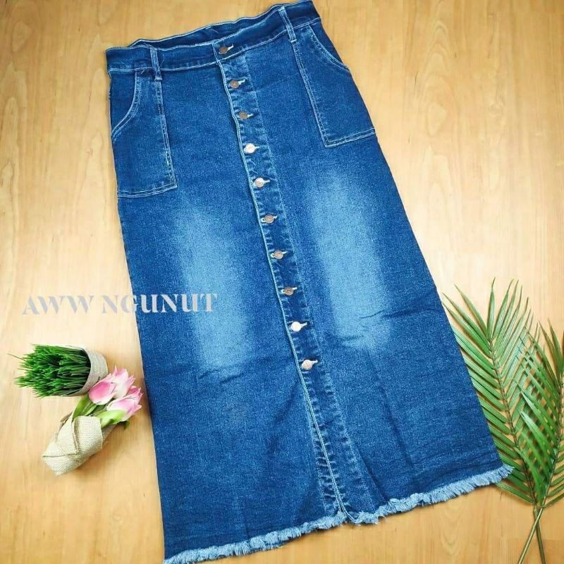 Rok panjang Gisca kancing depan // Rok Jeans Wanita kancing depan