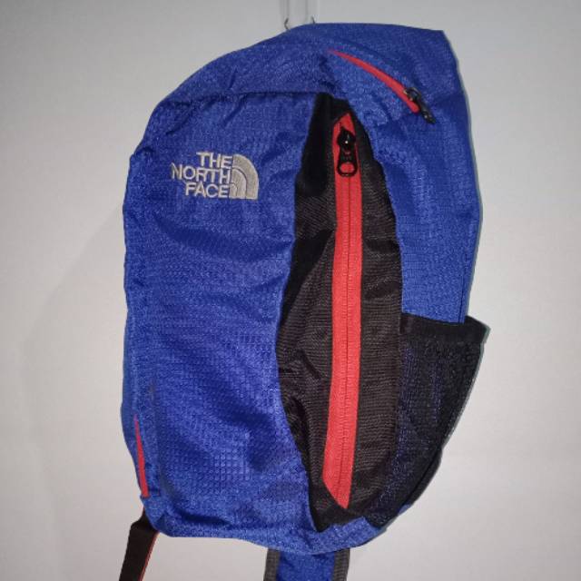 Tas Slempang TNF