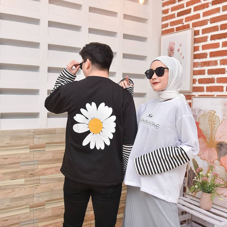 DAISY BLASTER/Sweater Basic/Daisy Blaster Sweater