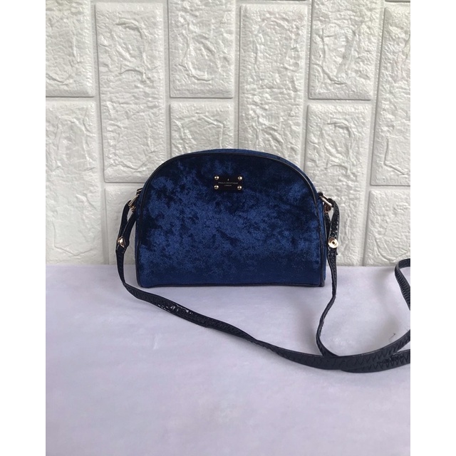 Sling bag mini pauls boutique | preloved